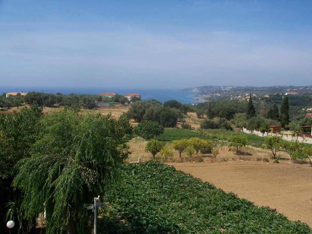 Anastasis Apartments Τραπεζάκι Εξωτερικό φωτογραφία