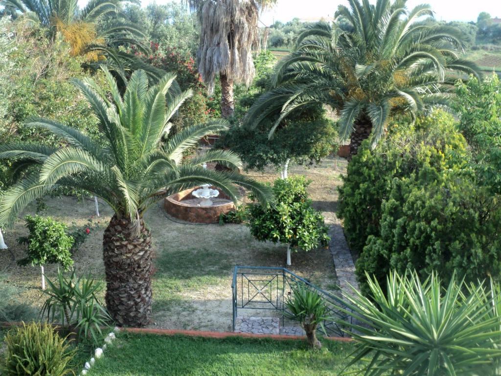 Anastasis Apartments Τραπεζάκι Εξωτερικό φωτογραφία