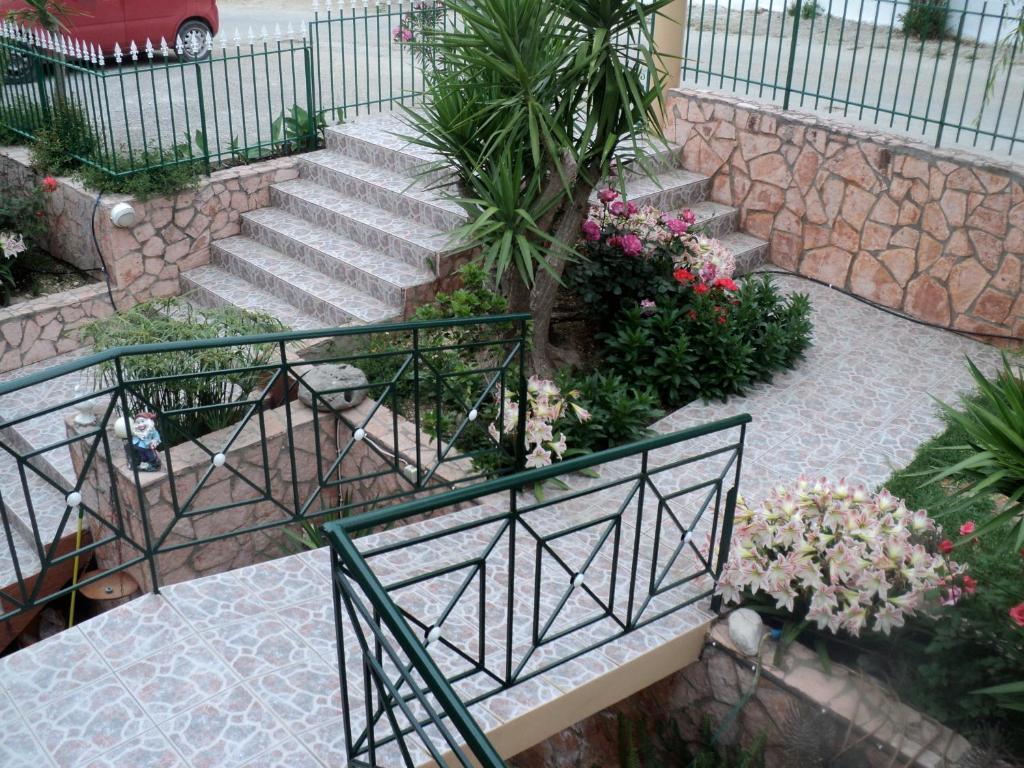 Anastasis Apartments Τραπεζάκι Εξωτερικό φωτογραφία